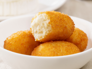 Croquetes-formatge-cabra-ceba-caramelitzada-casamas